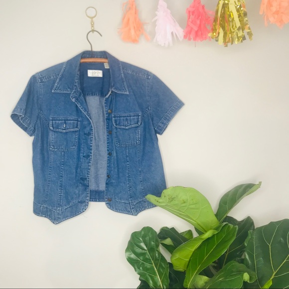 Vintage Retro 90’s Crop Denim Jacket - Picture 2 of 4